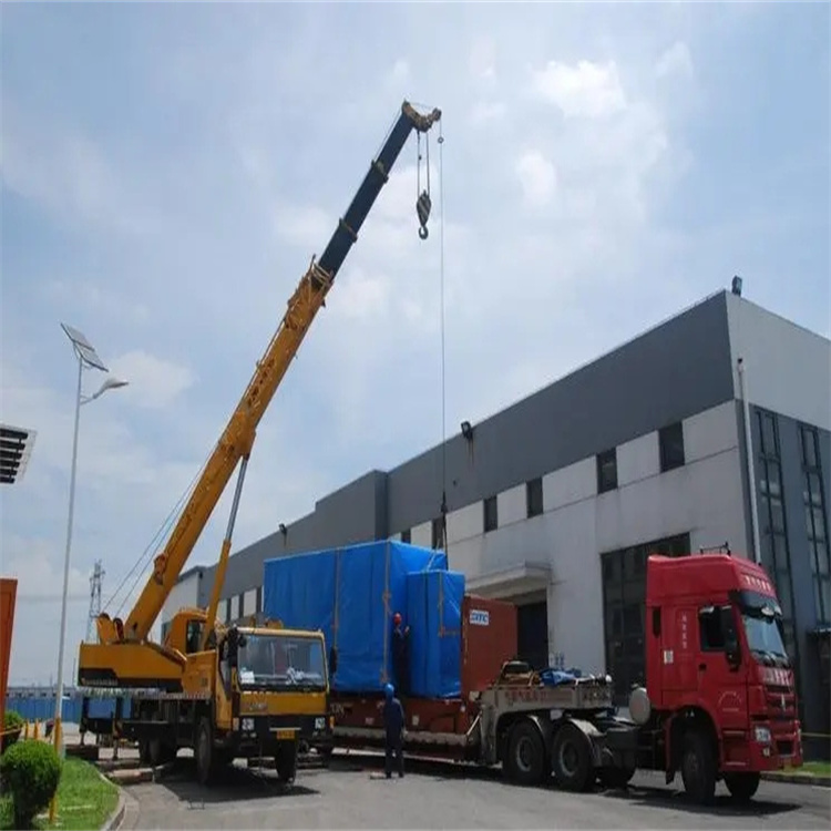 巴州50吨吊车吊一次多少钱